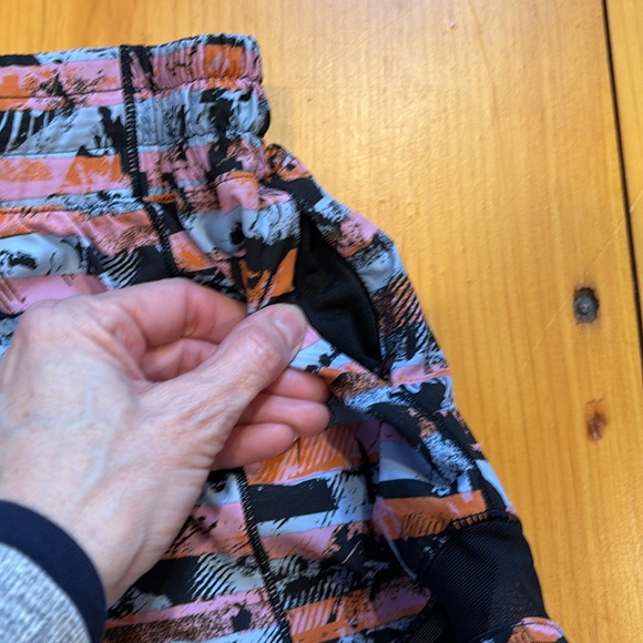 LULULEMON 4 Tall Hotty Hot Swift Shorts 4" Liner Running Inversion Multi Black - Picture 11 of 11